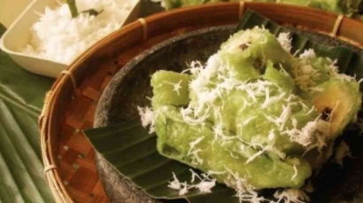 Mengenal 5 Kue Tradisional Khas Bali