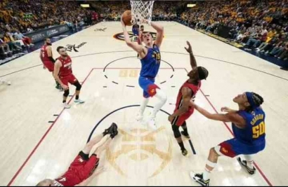 Final NBA (Game 1): Nikola Jokic Bawa Nuggets Benamkan Miami Heat