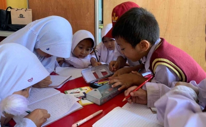 GLNS: Gerakan Literasi dan Numerasi Sekolah di SDN Sukamantri