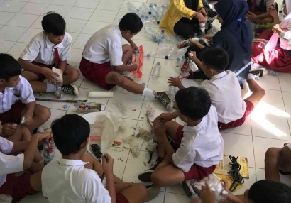 Press Release: Membangun Karakter Cinta Lingkungan oleh Kampus Mengajar 5 di SD N Wironanggan 02