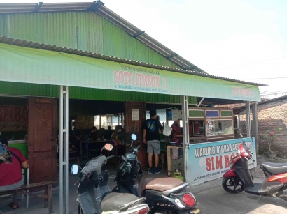 Soto Ayam Simbok 1 di Yogyakarta: Sajian Soto Lezat dengan Porsi Jumbo dan Harga Terjangkau