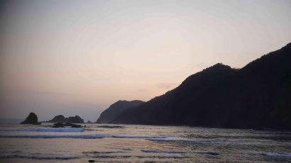 Pantai Papuma, Keindahan Surga Tersembunyi di Timur Jawa Dwipa