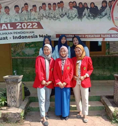 Minimnya Pengetahuan Pola Asuh, Mahasiswa KKN UNTAG Surabaya Lakukan Edukasi Toxic Parenting