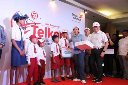 Proses Implementasi Program Corporate Social Responsibility (CSR) Telkom Indonesia