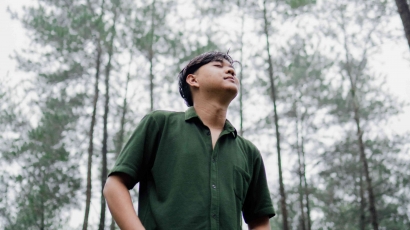 Mengenal Rizal Sahroni, Seorang Content Creator TikTok Muda yang Membahas Dunia Fotografi