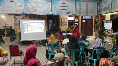 Pemanfaatan Media Sosial, Teknologi Informasi dalam Pembuatan Hidroponik di Lahan yang Sempit
