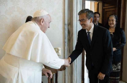Hubungan Indonesia dan Vatikan: Membangun Dialog Antarnegara Berbeda Agama