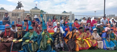 Perayaan Festival Naadam di Mongolia