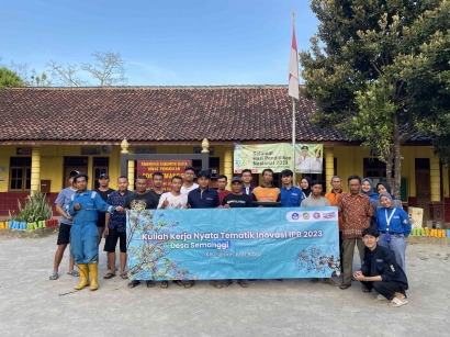 Tim KKN-T Inovasi IPB Desa Semanggi Manfaatkan Limbah Janggel Jagung Menjadi Briket Ramah Lingkungan