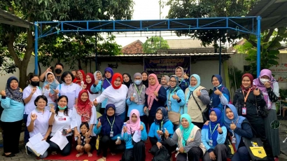 Partisipasi Mahasiswa KKN UIN Walisongo Semarang dalam Program PSN Terpadu di Kelurahan Mangunharjo