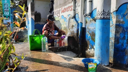 Mahasiswa KKN 37 UMD Menyingkap Potensi Sumber Air di Desa Klabang