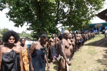 [Kearifan Lokal] Ritual Adat Sinara Penjaga Alam, Papua Barat dalam Konteks Pertanian Berkelanjutan
