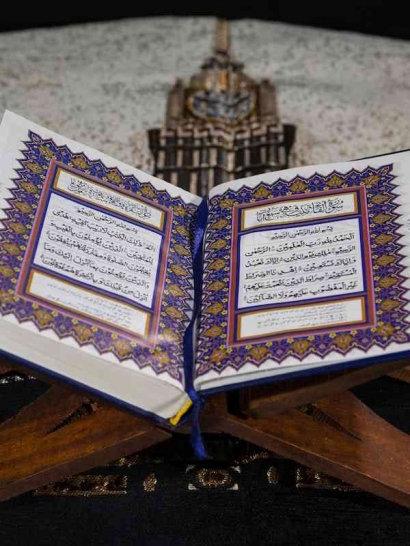5 Manfaat Membaca Al-Qur'an