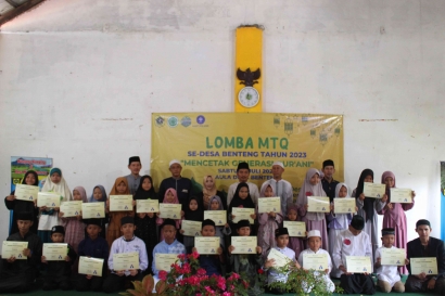Memeriahkan Tahun Baru Islam, Mahasiswa KKNT-I IPB University Mendukung Lomba MTQ di Desa Benteng