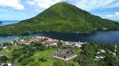 Pentingnya Komunikasi Visual untuk Promosi Pariwisata Banda Neira Sang Pulau Bersejarah