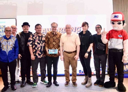 Lewat Kompetisi bersama JNE, Masyarakat Memajukan Ekonomi Kreatif Indonesia