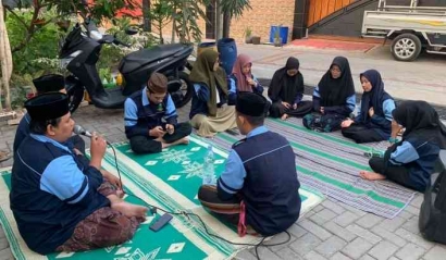 Sambut Tahun Baru Islam, Mahasiwa KKN UIN Walisongo Adakan Doa Akhir Tahun dan Jaburan