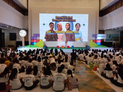 Perlukah Literasi Digital Diajarkan kepada Anak Indonesia?