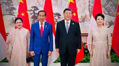 Jokowi dan Xi Jinpin Bertemu, Perkuat Hubungan Bilateral Indonesia & Tiongkok