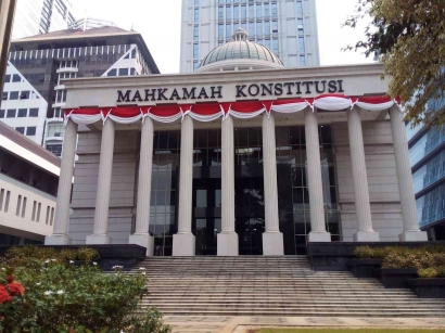 Gedung Mahkamah Konstitusi yang Memikat di Jakarta Pusat