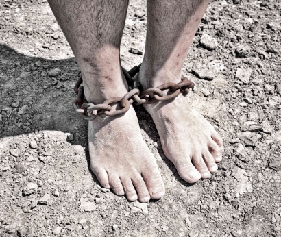 Perdagangan Manusia di Indonesia: Menghadapi Kondisi Darurat yang Memprihatinkan