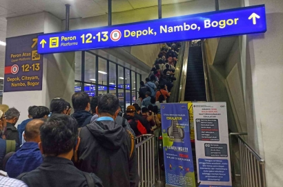 Sulitkah Menyediakan Eskalator yang Mumpuni di Stasiun Manggarai?