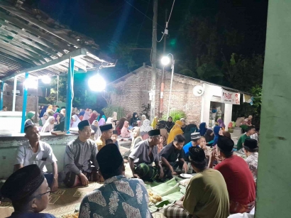 Tradisi Tolak Bala' Setiap Malam Satu Suro yang Diadakan di Perempatan Jalan Desa Brubung