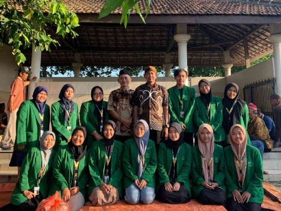 Mahasiswa KKN 46 IAIN Kediri Turut Serta Menyukseskan Acara Bersih Desa Janti