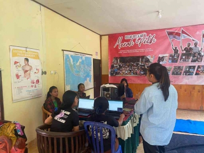 PKM Peningkatan Kompetensi MOS Siswa SMA di Rumah Merah Putih Karangasem Bali