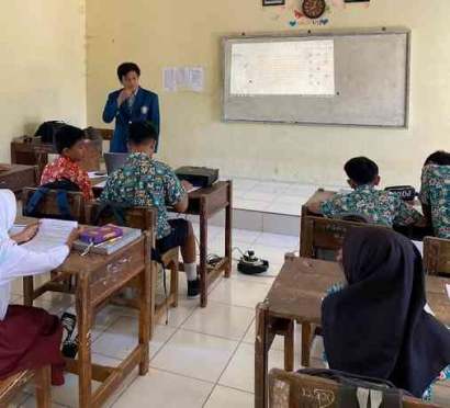 Mahasiswa KKN Undip Melakukan Pelatihan Penggunaan Belajar.id bagi Murid SMP N 3 Bendosari
