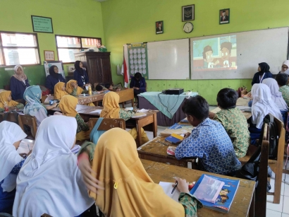 Mahasiswa KKN Kelurahan Kandangsapi: Menebarkan Kesadaran Stop Bullying di SDN Kandangsapi 2