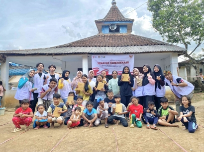 Sinergi Mahasiswa KKN Kolaborasi 049 dan Masyarakat Desa Karangharjo dalam Memeriahkan HUT RI ke-78