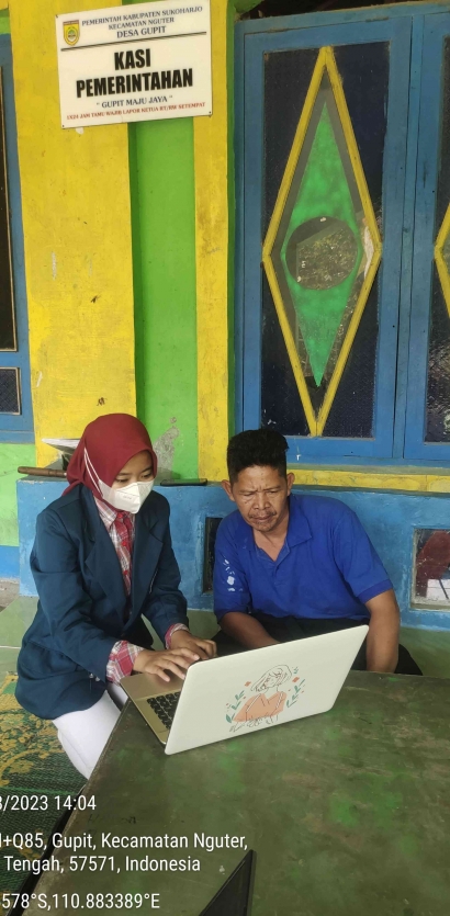 Mahasiswa KKN Undip Dampingi Pengisian Website Desa Tingkatkan Pelayanan Publik