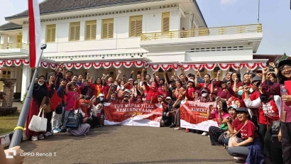 Serunya Walking Tour Bersama Koteka dan Wisata Kreatif Jakarta