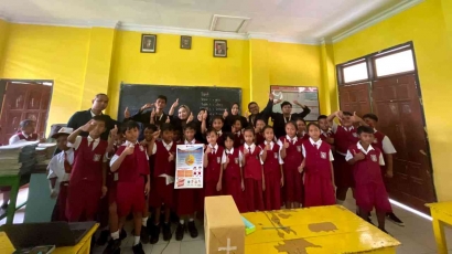 Mahasiswa Membangun Desa Kelompok 500 Bermain "Games Jajanan Sehat" bersama Siswa SDN Keboireng