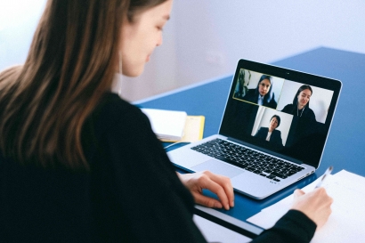 Bagaimana Virtual Meeting Menandai Era Baru Komunikasi Secara Efektif dan Real-Time?