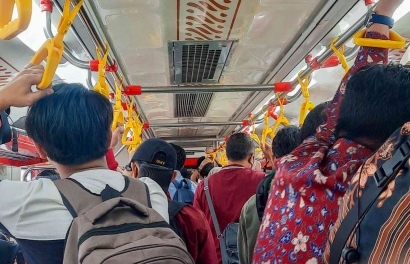KAI Commuter: Melihat Kemanusiaan, Saling Pengertian dalam Perjalanan Naik Transportasi Publik