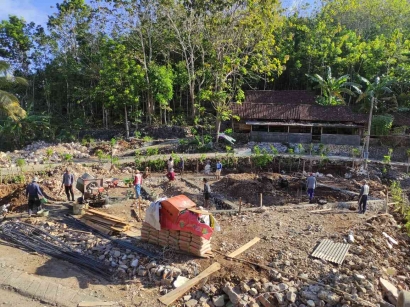 Membangun Ulang Mushola Al Maimun di Dusun Tekik: Harapan dan Kerja Keras Bersama