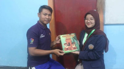 Melestarikan Sejarah Indonesia, Mahasiswa Polinema buat Buku Cerita Pop Up Terintegrasi Teknologi