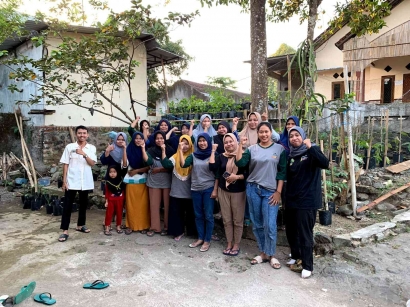 Upayakan Kemandirian Pangan Rumah Tangga, PKKP Kabupaten Karanganyar Bentuk KWT di Desa Sringin Jumantono