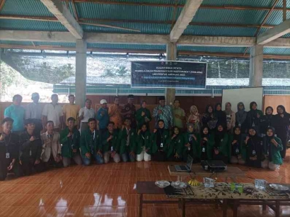 Workshop Budidaya Jamur Tiram oleh Mahasiswa KKN Universitas Andalas di Nagari Sunua Padang Pariaman