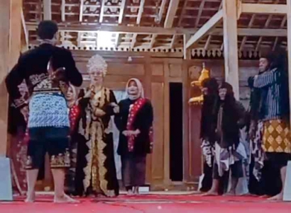 Lomba Tumpeng, Tari Kolosal dan Ketoprak Mewarnai Festival Budaya Kalikerto di Madiun