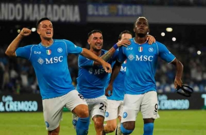 4 Pemain Napoli yang Tampil Apik Saat Kandaskan Sassuolo
