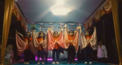 Pentas Seni Panggung Mini: Ajang Gali Bakat Anak Usia Dini di Desa Cikondang, Kabupaten Cianjur