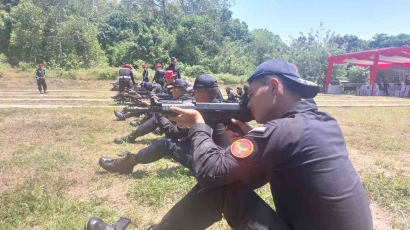 Bersama SPN Polda Jateng Taruna Poltekip Dilatih Menembak di Pulau Nusakambangan