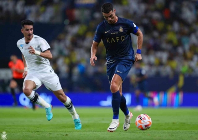 Tak Ambil Peluang Hattrick, Ronaldo Beri Kesempatan Rekannya Eksekusi Penalti