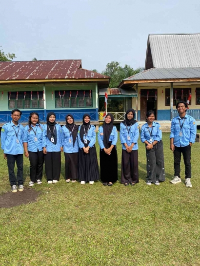 Mahasiswa Kukerta UNRI, Ciptakan Inovasi: Manisan Kedondong yang Menyegarkan di Desa Ransang