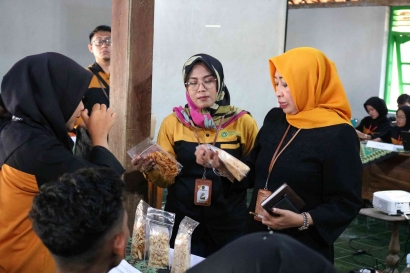 Rektor Univet Bantara Tinjau Pelaksanaan Kegiatan KKN di Gunungkidul