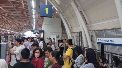 Kembali Naik LRT Dari Dukuh Atas sampai Stasiun Kampung Rambutan