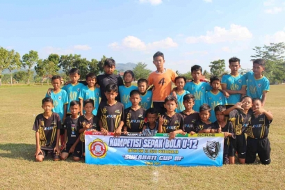 Mahasiswa KKN UPI Mengadakan Pertandingan Sepak Bola Guna Mencegah Stunting
